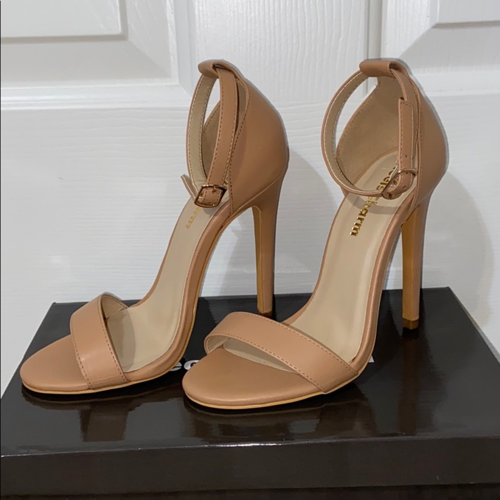 Sexy Nude Stiletto Sandals 👡